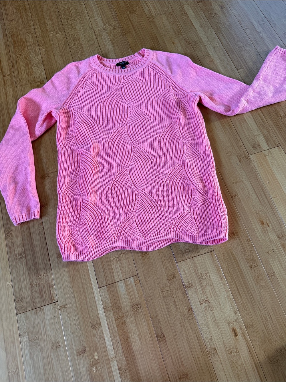 Talbots Coral Pink Cable-Knit Crewneck Sweater With Scalloped Hem